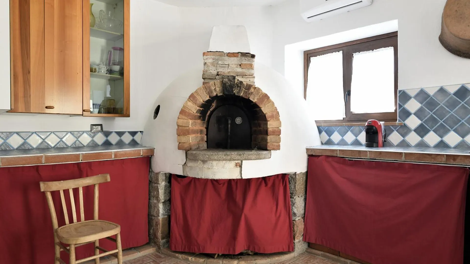 Casa Ami Villa Arzana 0*,